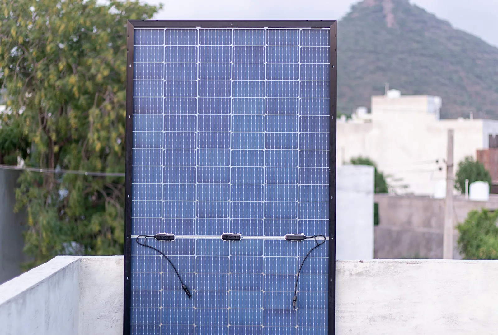 Omvormer Instellen Eigenverbruik Zonnepanelen 2026