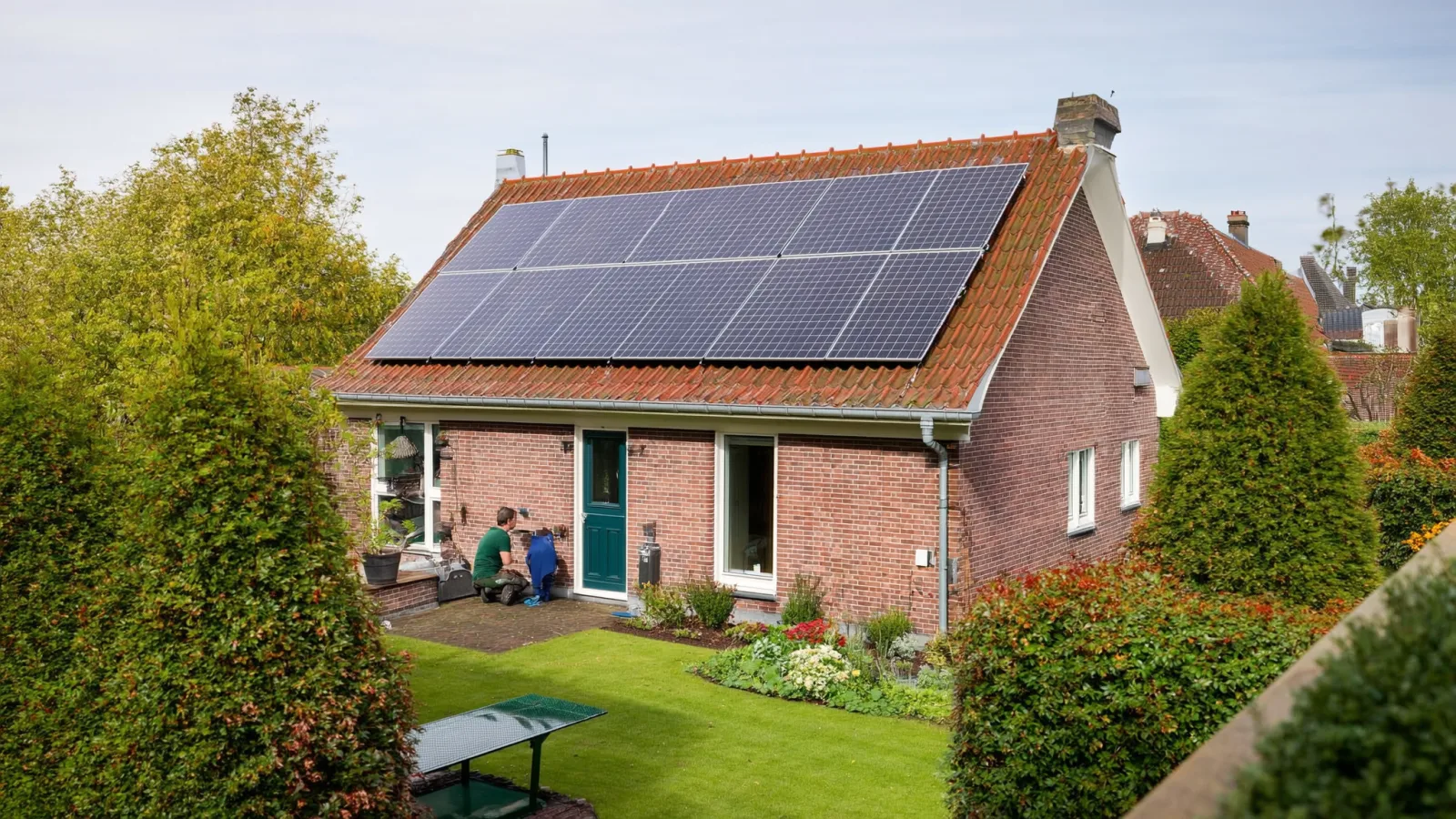 Saldering mantelzorgwoning zonnepanelen 2027: gevolgen